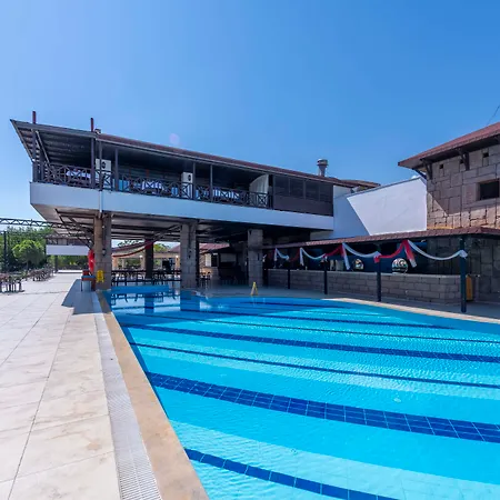 Armas Labada Resort 5*
